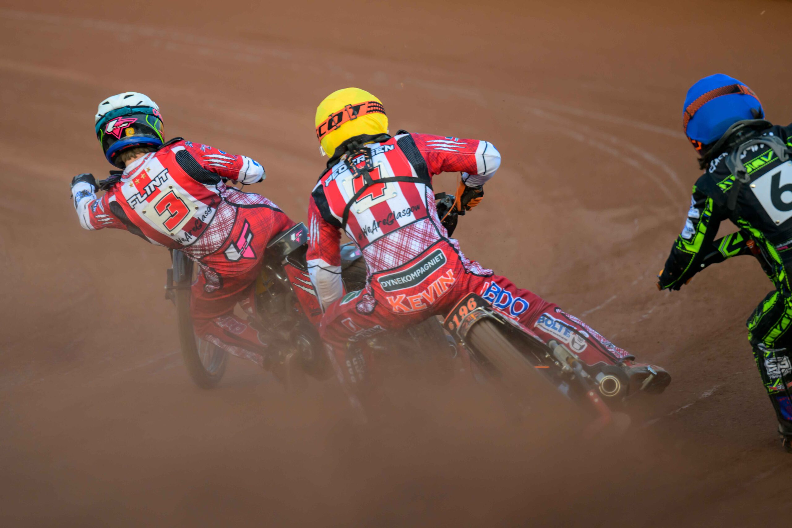 Copyright   George Mutch 12